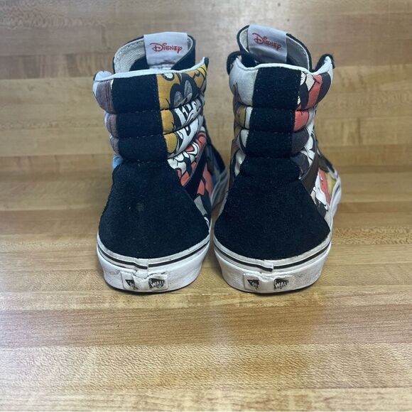 Vans X Disney SK8-Hi, Mickey and Friends, Women’s Size 10.5 Men’s 9. main image 4